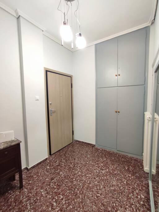 Volos Center, St Nicholas Square, Xenios Экстерьер фото
